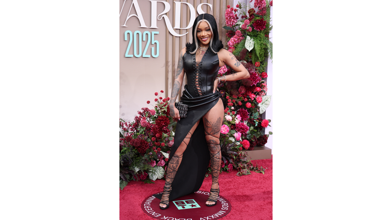 US-ENTERTAINMENT-BET-ARRIVALS