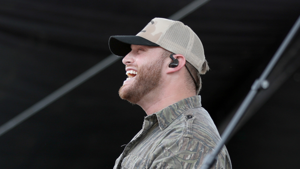 Country Star Jon Langston, Wife Announce Baby Daughter's Arrival