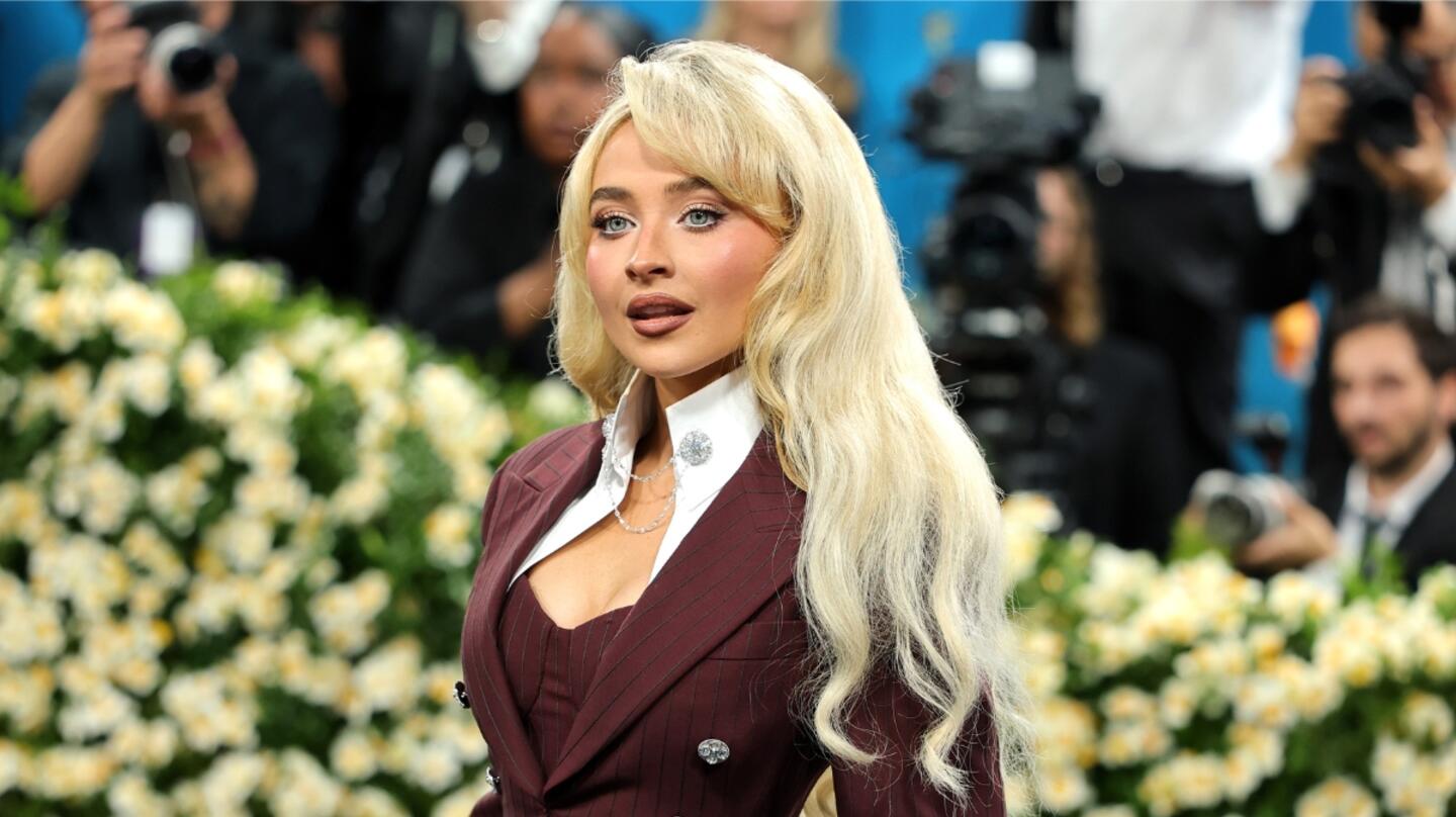 Sabrina Carpenter Hints At Relationship Status After Barry Keoghan Split