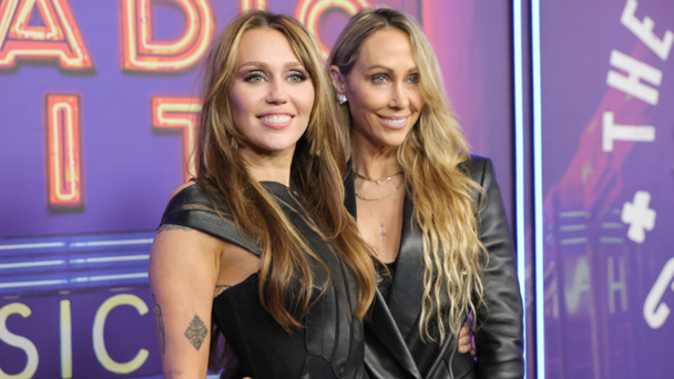 How Tish Cyrus Really Feels About Daughter Miley Cyrus' Boyfriend