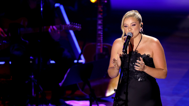 Lauren Alaina Shares Tribute To Late Father Days After Welcoming Baby No. 1