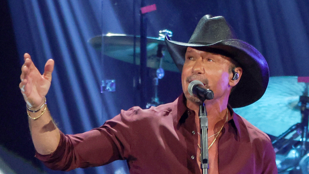 Tim McGraw Mourns Loss Of Legend: 'My Heartfelt Condolences To The Family'