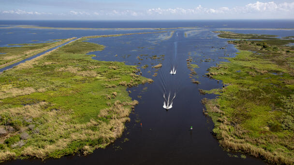 Breathtaking Florida Spot Named 'Most Beautiful Lake' In The State