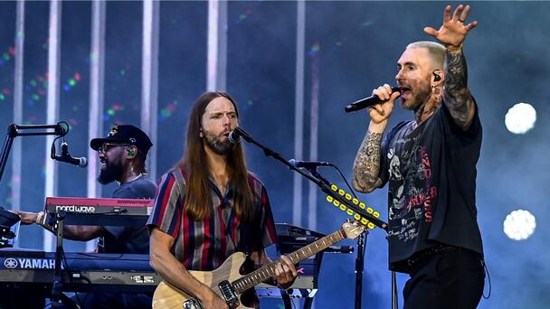 Maroon 5 Showing Fans What 'Love Is Like' In Exciting New Era