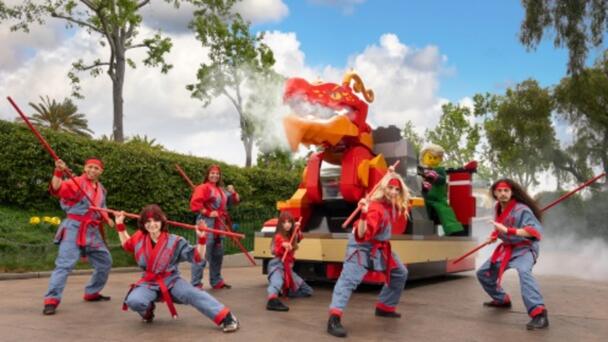 Enter to win a four-pack of Hopper Tickets to enjoy both LEGOLAND® California Resort & LEGOLAND® Water Park!