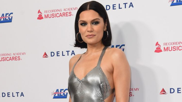 Jessie J Gives Tearful Health Update Following Surgery: 'Blood Warning' 