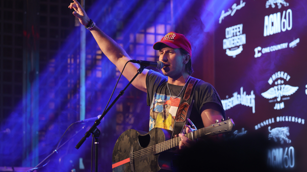 Watch Russell Dickerson Serenade Newlywed Couple In The Crowd At His Show