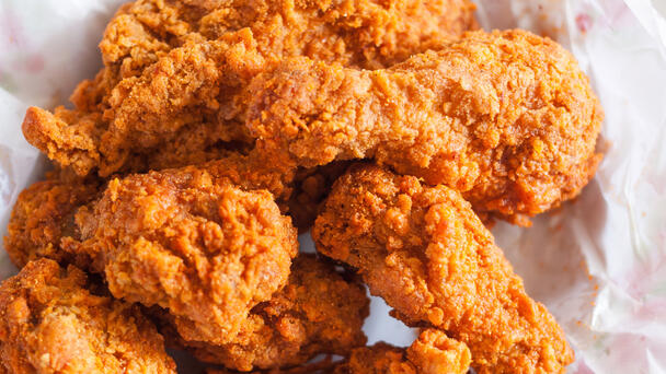 Popular Pennsylvania Eatery Serves The 'Best Fried Chicken' In The State