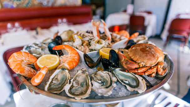 Beloved Nebraska Restaurant Serves The 'Best Seafood' In The State