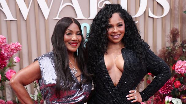 Ashanti’s Mom Wasn’t A Fan Of Nelly’s Inauguration Performance