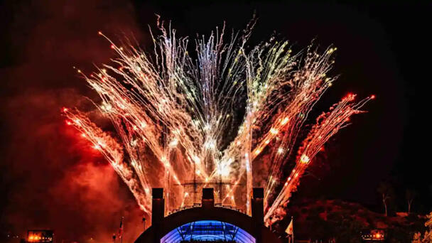 Earth, Wind & Fire at Hollywood Bowl's July 4th Fireworks Spectacular