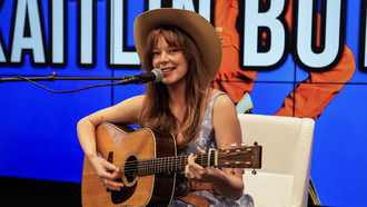 Kaitlin Butts Brings Theatrical Country to Life with “Ain’t Gotta Die”