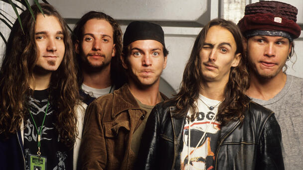 Ex-Pearl Jam Drummer Addresses Possibility Of Reuniting With The Band