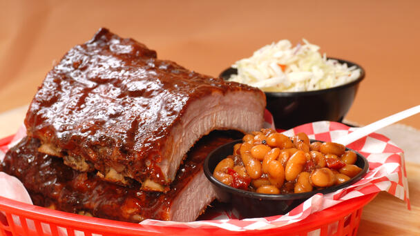 Affordable Illinois Eatery Serves The 'Best Cheap Meal' In The State