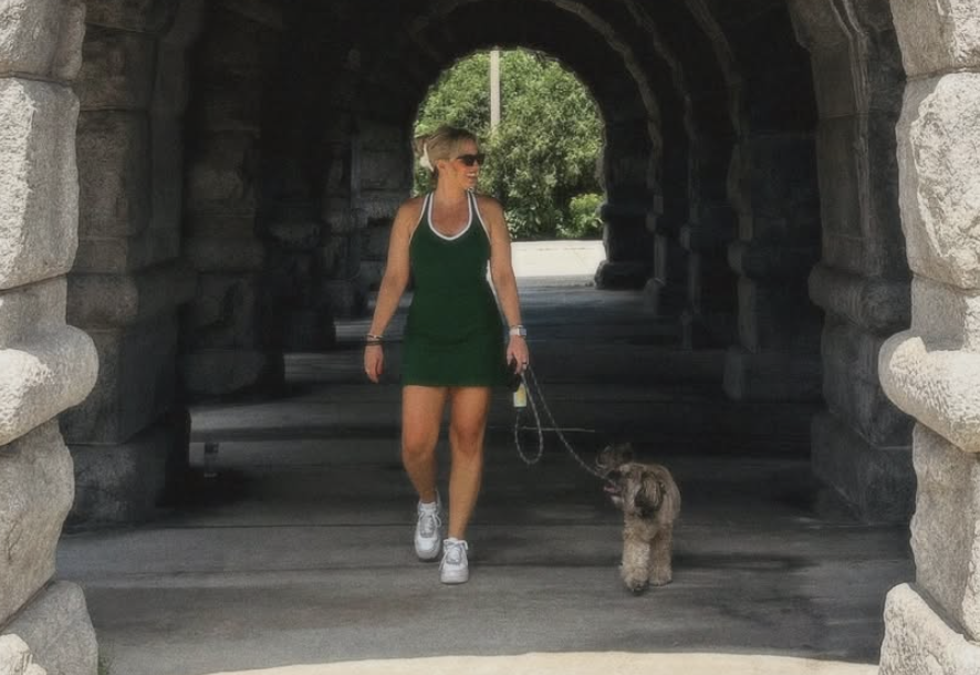 Morgan Took Her Dog on a Couples Trip… and Got Roasted for It