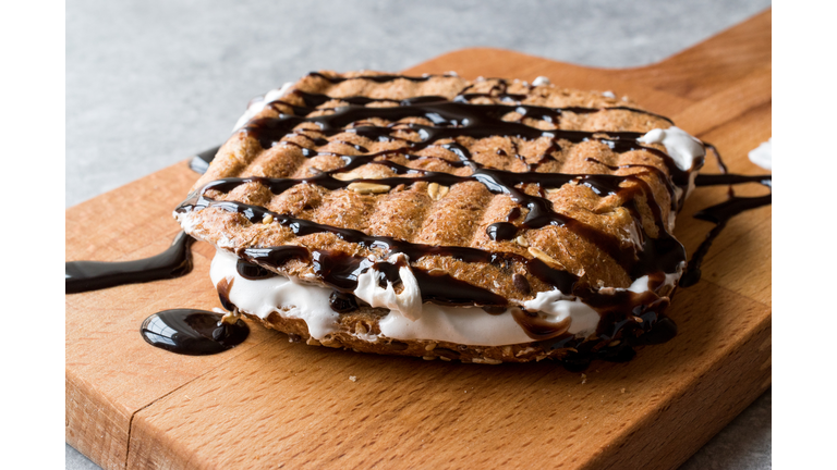 Toasted Marshmallow Sandwich with Chocolate Sauce / Fluffernutter.