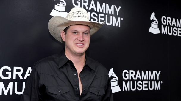 Jon Pardi Welcomes Daughter, 2, To The Stage In Adorable Concert Moment