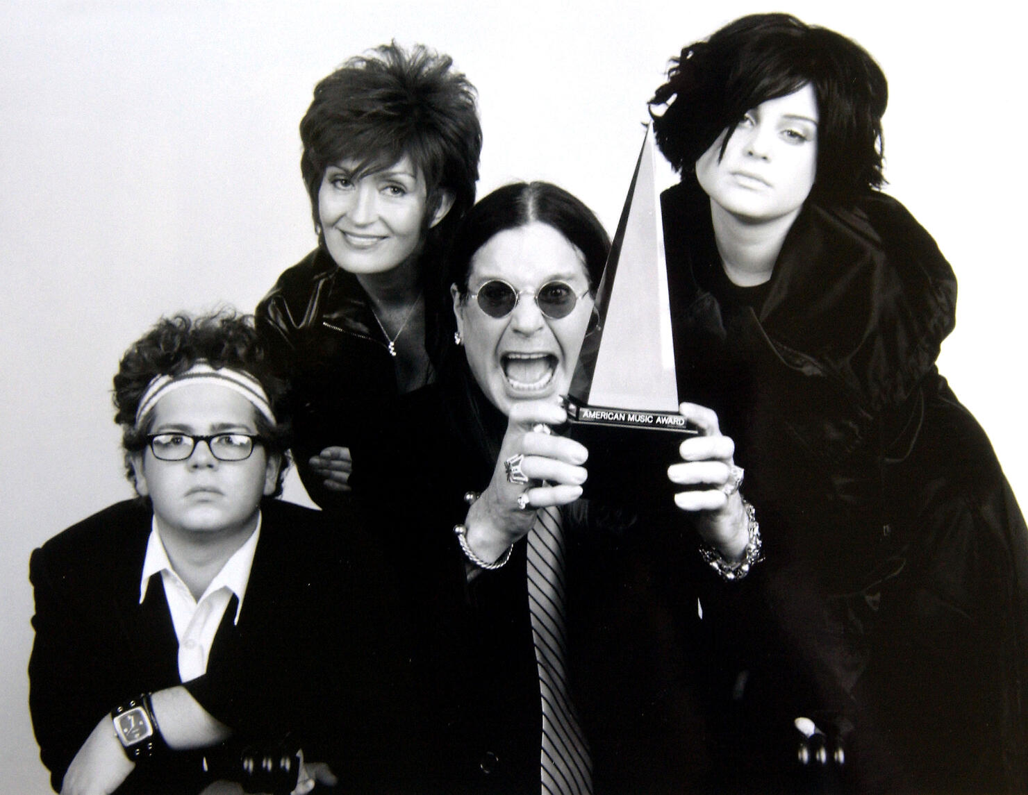 The Osbournes Set To Host The 30th Annual American Music Awards