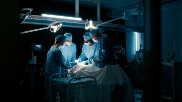 Video Shows World's Strongest Earthquake Shaking Operating Surgeons