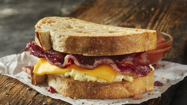 Popular Illinois Eatery Serves The 'Best Breakfast' In The Entire State