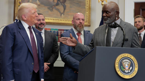 Lawrence Taylor 'Doesn't Know Why' He Was Tapped For Trump Fitness Council