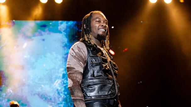 Offset Causes Traffic Jam In Times Square After Announcing New Album Update