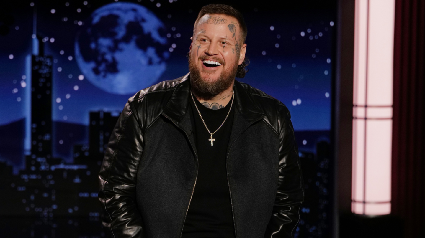 Jelly Roll Hilariously Calls Out Trolls, Reveals Real Comments Online
