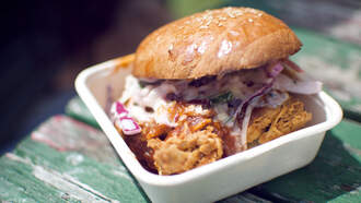 Popular Florida Eatery Serves The 'Best Chicken Sandwich' In The State