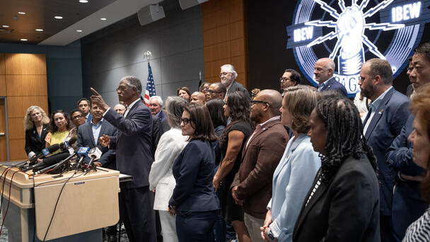 Judge Cuts Off Beto Group Money For Fugitive Democrats 