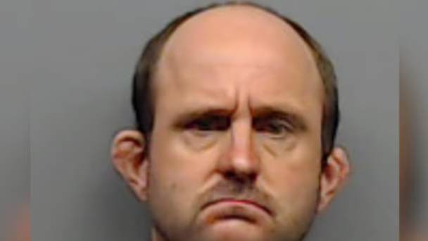 Diaper-Wearing Man Allegedly Approached Young Girls, Said "Goo Goo Ga Ga"