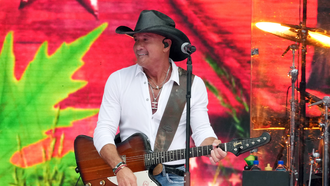 Tim McGraw Spotlights 'Remarkable, Amazing' Daughter In Birthday Tribute