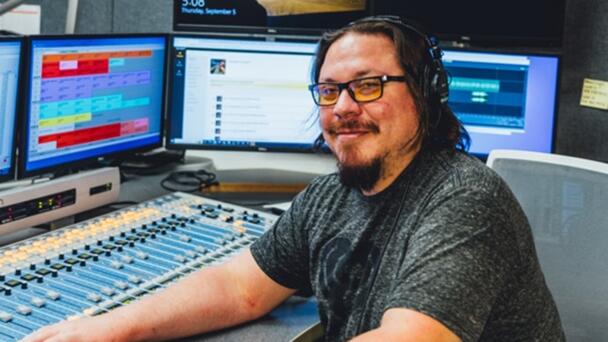 KFI's Stefan 'The Foosh' Cabezas Thanks Heroes That Saved His Life