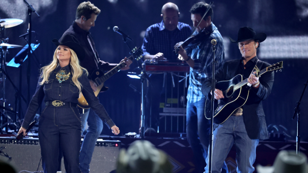 'Surprise!': Miranda Lambert, Parker McCollum Add Major Star To Texas Show