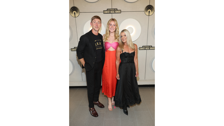 18th Academy Of Country Music Honors - Arrivals