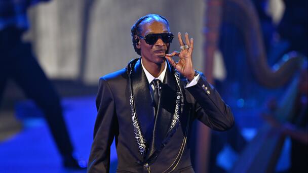 Art Made Of Snoop Dogg’s Leftover Blunts Sells For Thousands Of Dollars