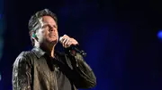 Gary Allan Grieves Loss Of His Mother In Heartfelt Tribute