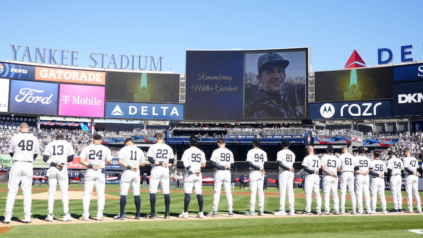 Milwaukee Brewers v New York Yankees