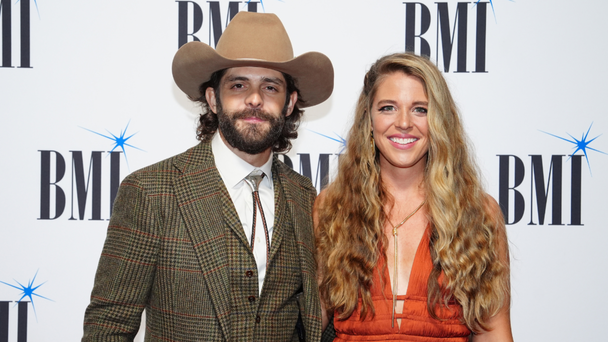 Watch: Thomas Rhett Shares Sweet Moment With Wife, Pregnant With Baby No. 5