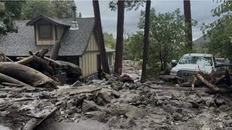 Mudslides Trap Drivers, Damage Homes In US