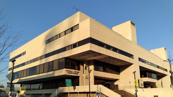 Springfield Considering Plan For New Courthouse