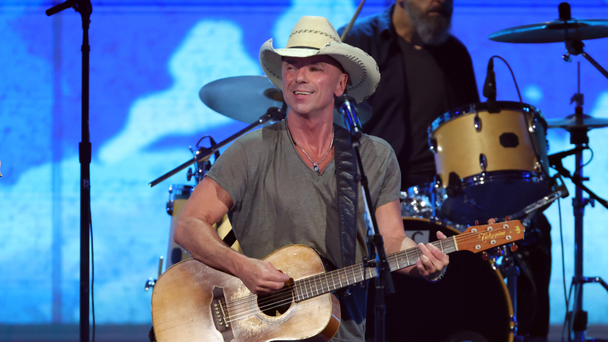 Kenny Chesney Unveils List Of 5 Final Stops On His First-Ever Book Tour
