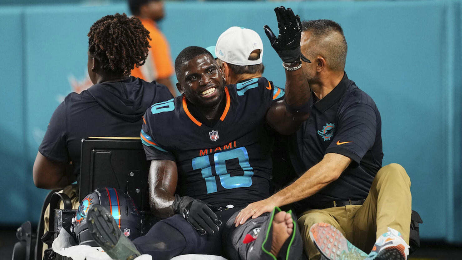 New York Jets v Miami Dolphins