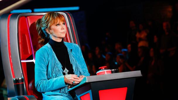 Watch Reba McEntire’s Dramatic Last-Second Chair Turn On ‘The Voice’