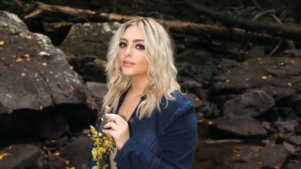 HunterGirl Offers Heartfelt Glimpse Of Her Childhood In Small-Town Tribute