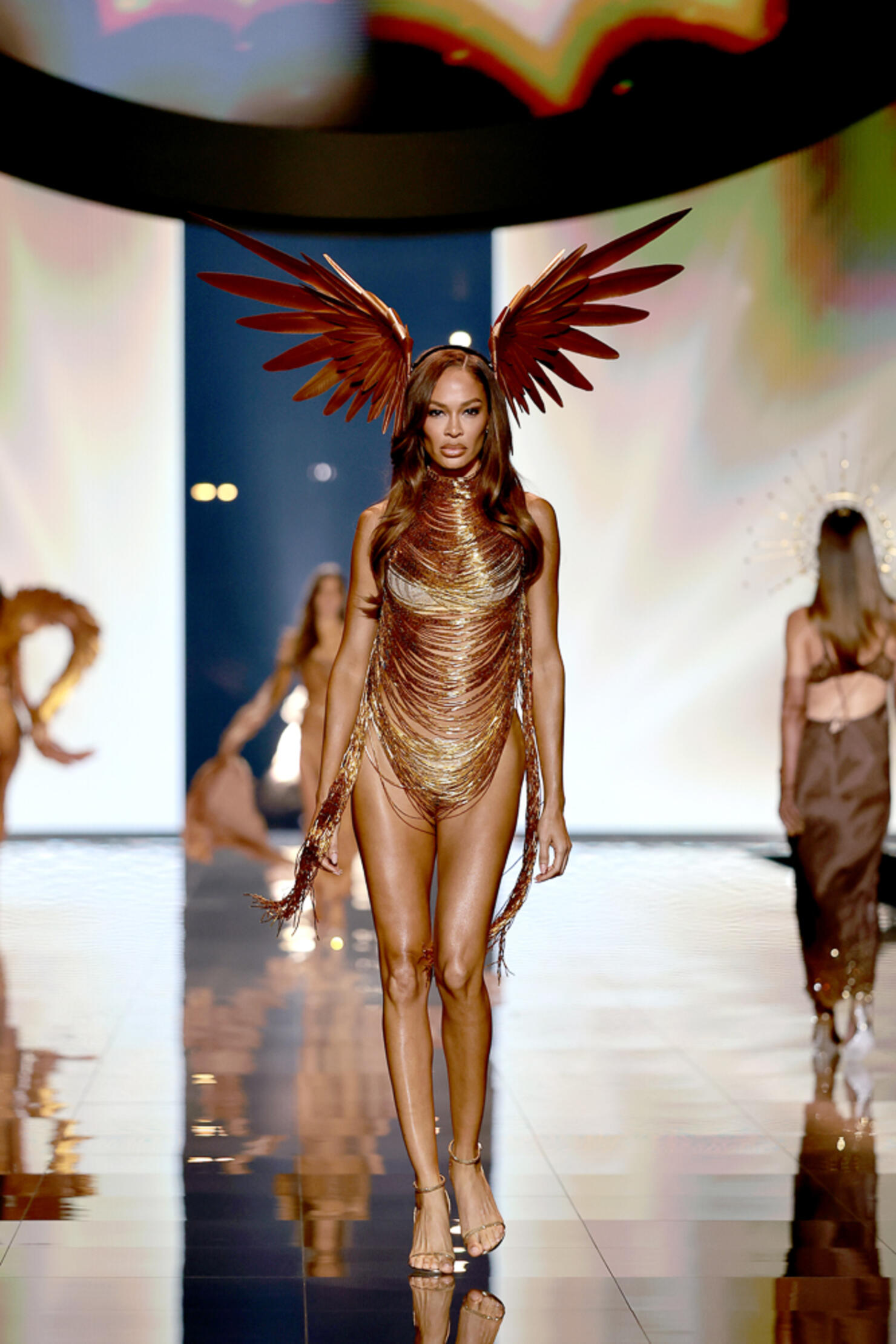 Victoria's Secret Fashion Show 2025 - Runway