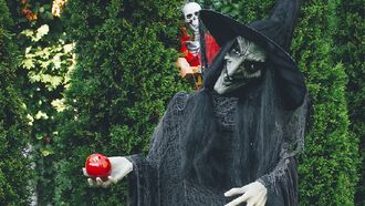 Video: Pugnacious Jogger Keeps Attacking California Home's Halloween Decorations