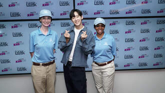 Kevin Woo Met Fans For A KPOP Demon Hunters Sing-A-Long!