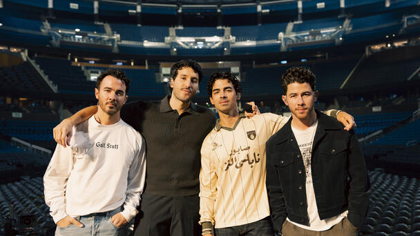 Sebastián Yatra deslumbra con un homenaje a Disney