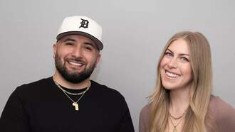 The B-93 Morning Show - B-93 Morning Show: What's in the Box Oct 29th Reveal 