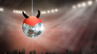 Idea's For Last Minute Pop Star Halloween Costumes! 